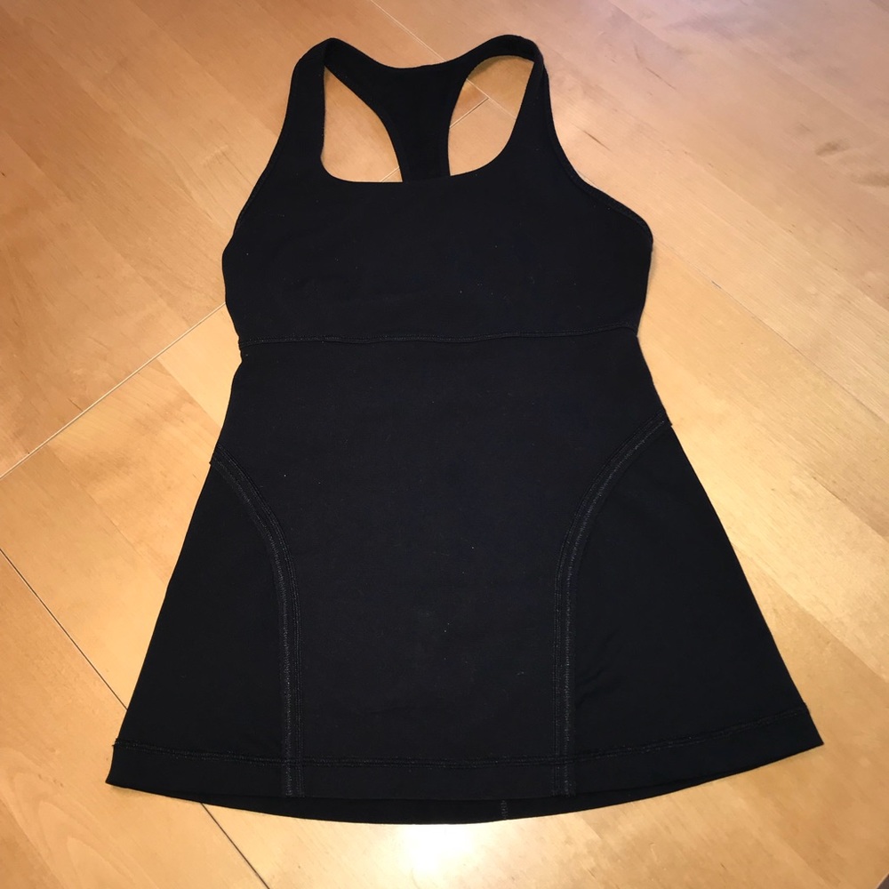 Lulu lemon black tank